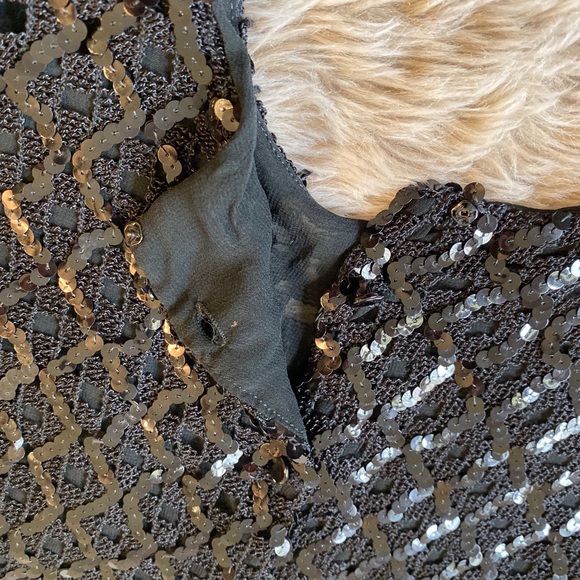 Fashioned by Gregory • Sequin Top - Picture 4 of 7